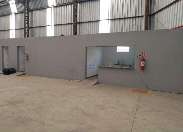 Galpão Comercial/Industrial na Fernão Dias 2000 m² Rodovia Fernão Dias São Paulo - 