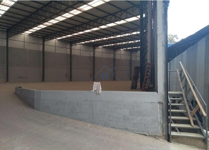 Galpão Comercial/Industrial na Fernão Dias 2000 m² Rodovia Fernão Dias São Paulo - 