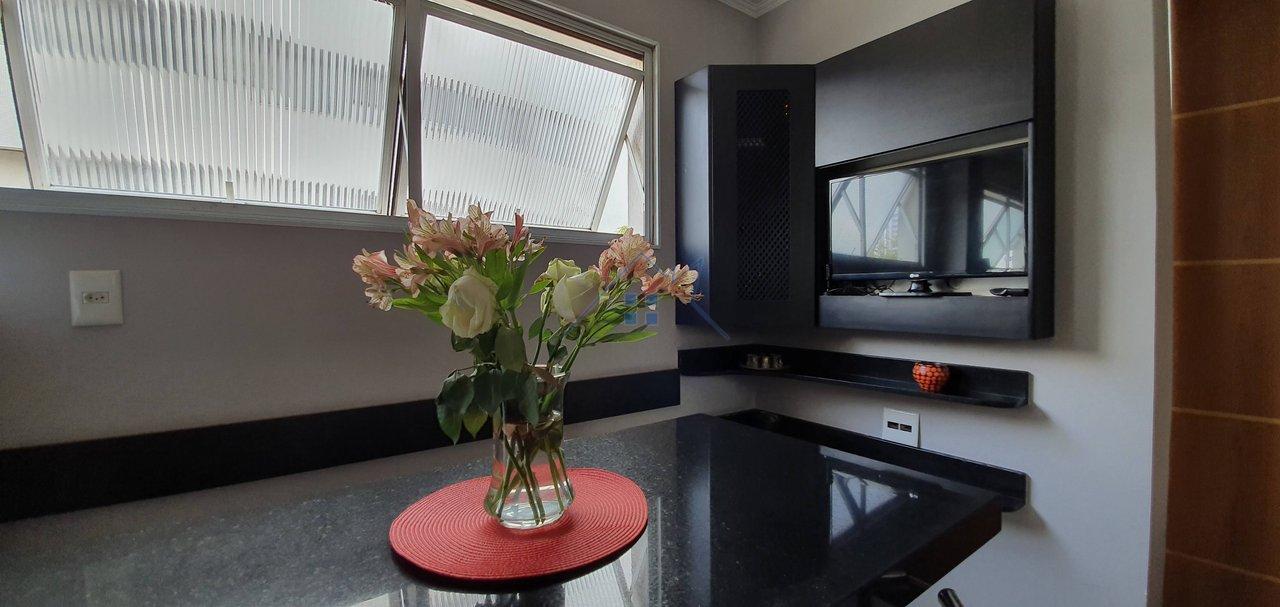 Apartamento no Cambuci 200 m² 3 dorm 1 suíte 3 vagas Rua Paulo Orozimbo São Paulo - 