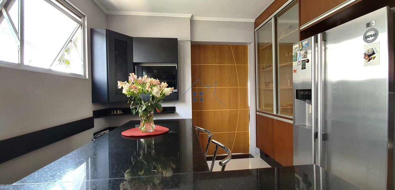Apartamento no Cambuci 200 m² 3 dorm 1 suíte 3 vagas Rua Paulo Orozimbo São Paulo - 
