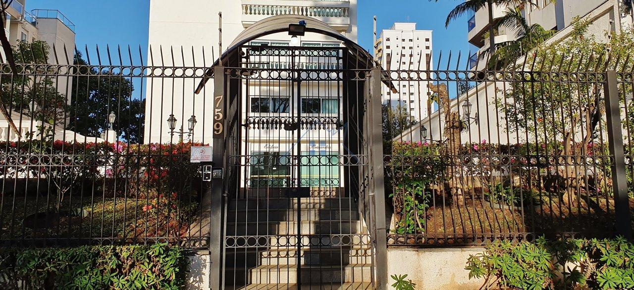 Apartamento no Cambuci 200 m² 3 dorm 1 suíte 3 vagas Rua Paulo Orozimbo São Paulo - 