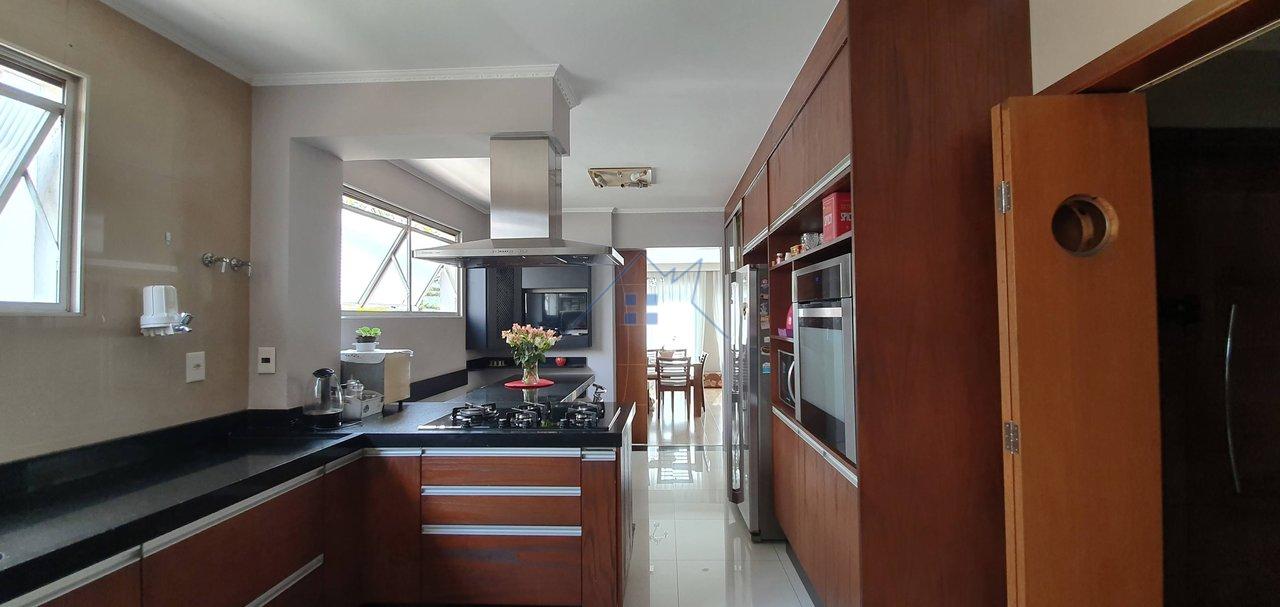 Apartamento no Cambuci 200 m² 3 dorm 1 suíte 3 vagas Rua Paulo Orozimbo São Paulo - 