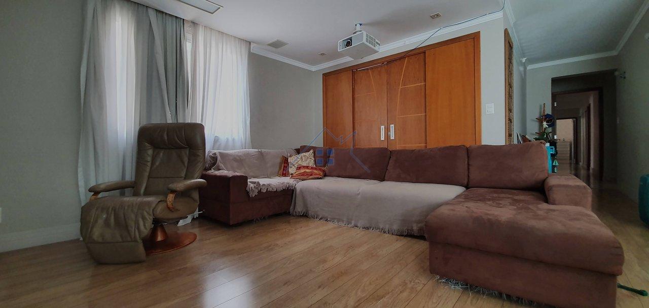 Apartamento no Cambuci 200 m² 3 dorm 1 suíte 3 vagas Rua Paulo Orozimbo São Paulo - 