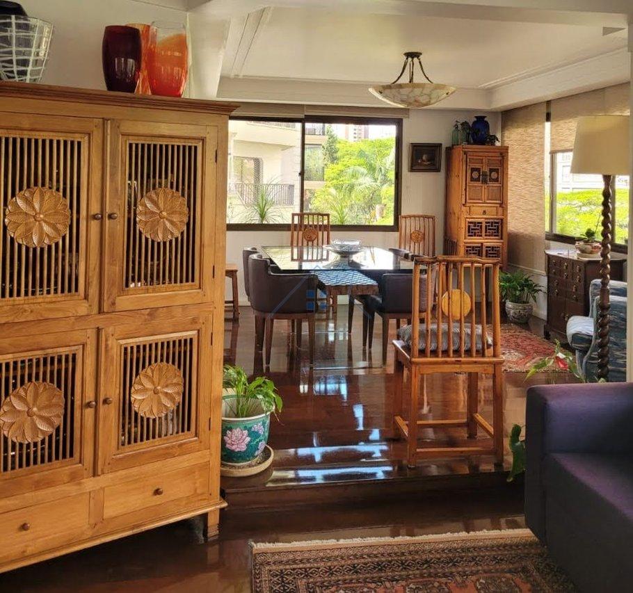 Apartamento no Campo Belo 3 suítes 3 vagas Rua Conde de Porto Alegre São Paulo - 