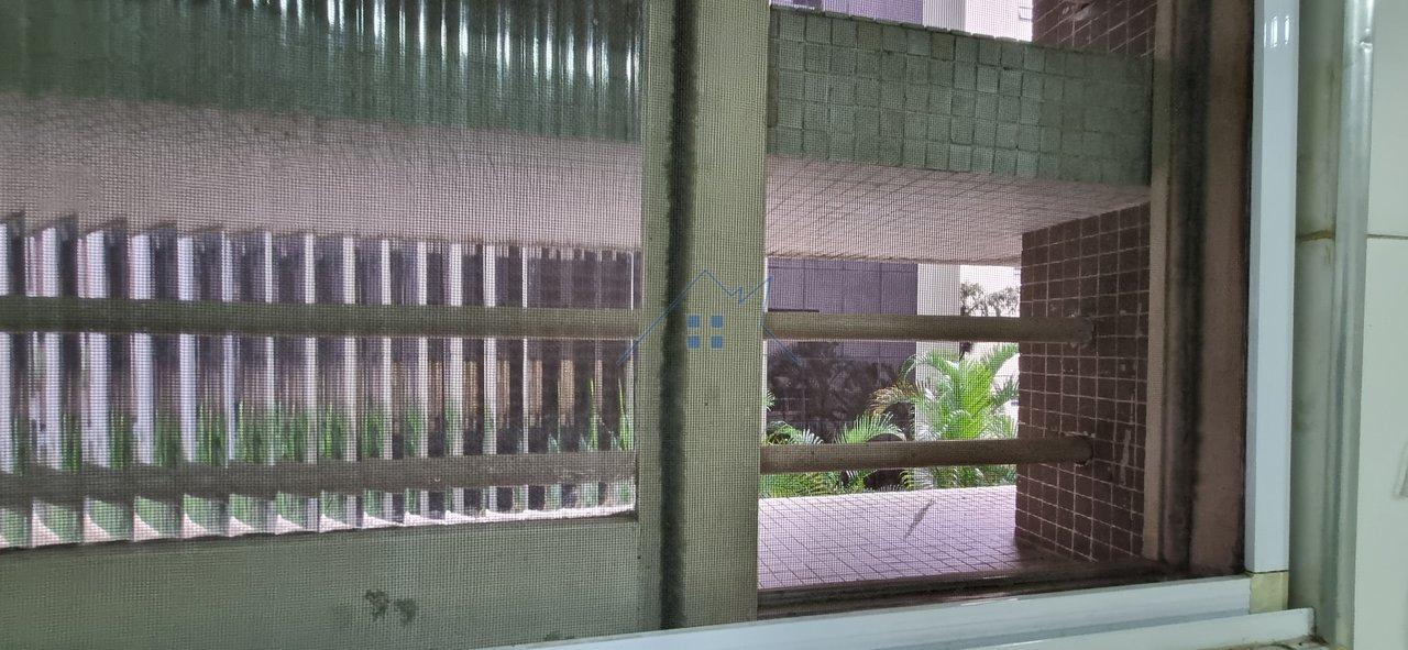 Apartamento em Higienópolis 285 m² 4 dorm 2 vagas Rua Itacolomi São Paulo - 
