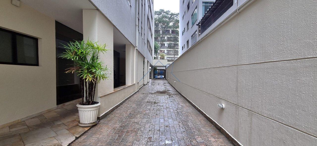 Apartamento em Higienópolis 285 m² 4 dorm 2 vagas Rua Itacolomi São Paulo - 