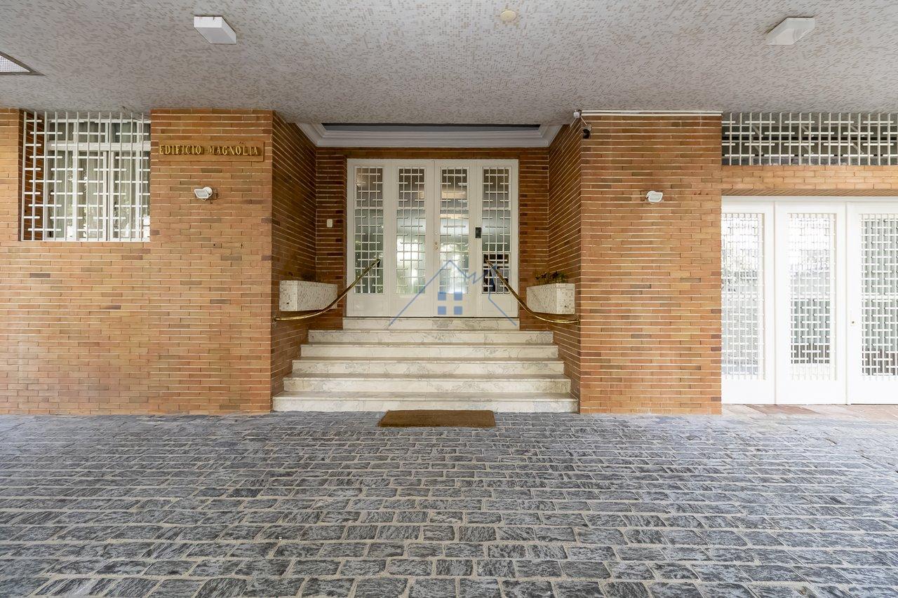 Apartamento em Higienópolis 290 m² Rua Itacolomi São Paulo - 