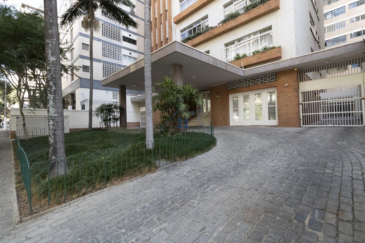 Apartamento em Higienópolis 290 m² Rua Itacolomi São Paulo - 