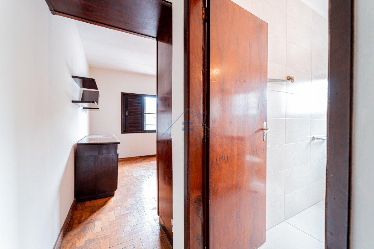 Casa no Jardim Jabaquara com 3 dorm 1 suíte 2 vagas Rua Cornélio Schimidt São Paulo - 