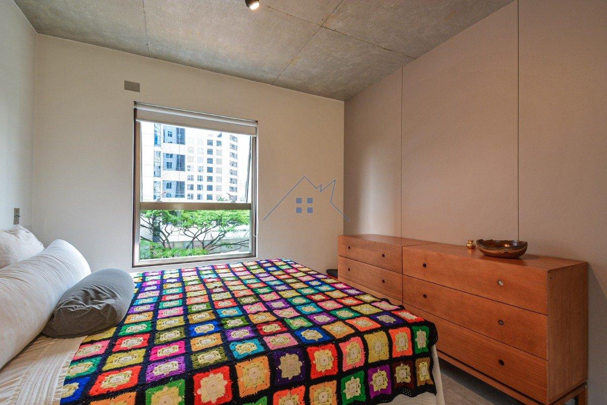 Apartamento na Cidade Monções 1 dorm 1 vaga Avenida Engenheiro Luiz Carlos Berrini São Paulo - 