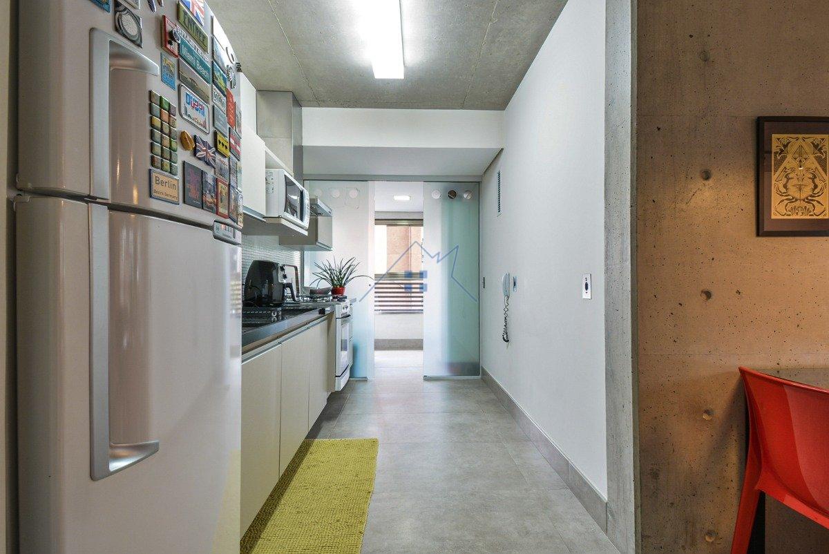 Apartamento na Cidade Monções 1 dorm 1 vaga Avenida Engenheiro Luiz Carlos Berrini São Paulo - 