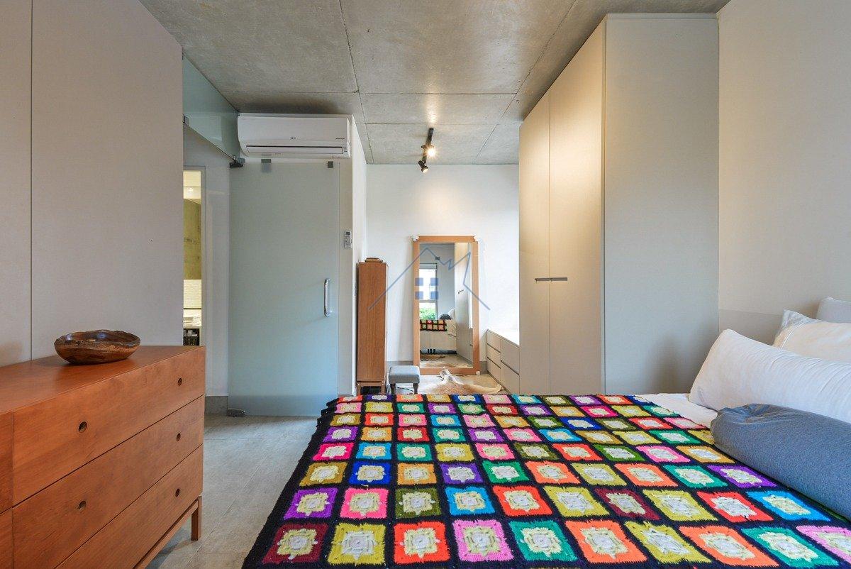 Apartamento na Cidade Monções 1 dorm 1 vaga Avenida Engenheiro Luiz Carlos Berrini São Paulo - 
