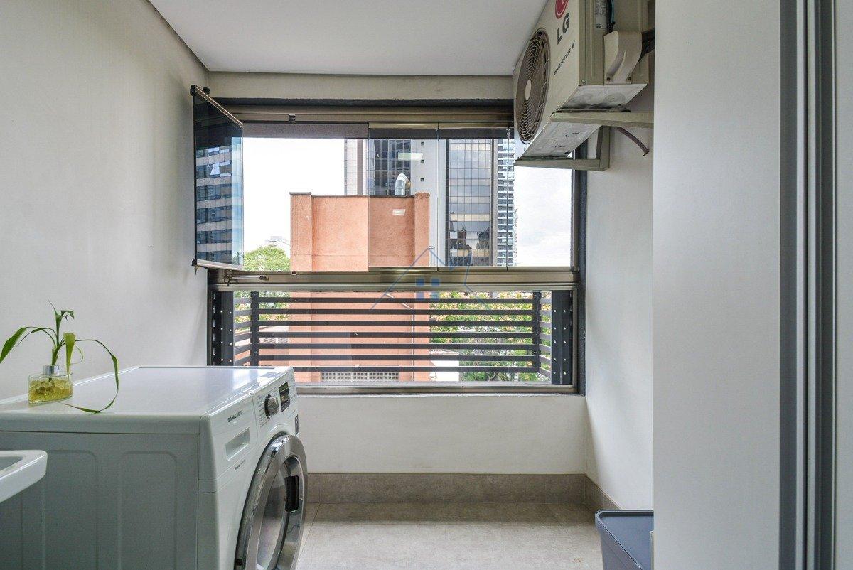 Apartamento na Cidade Monções 1 dorm 1 vaga Avenida Engenheiro Luiz Carlos Berrini São Paulo - 