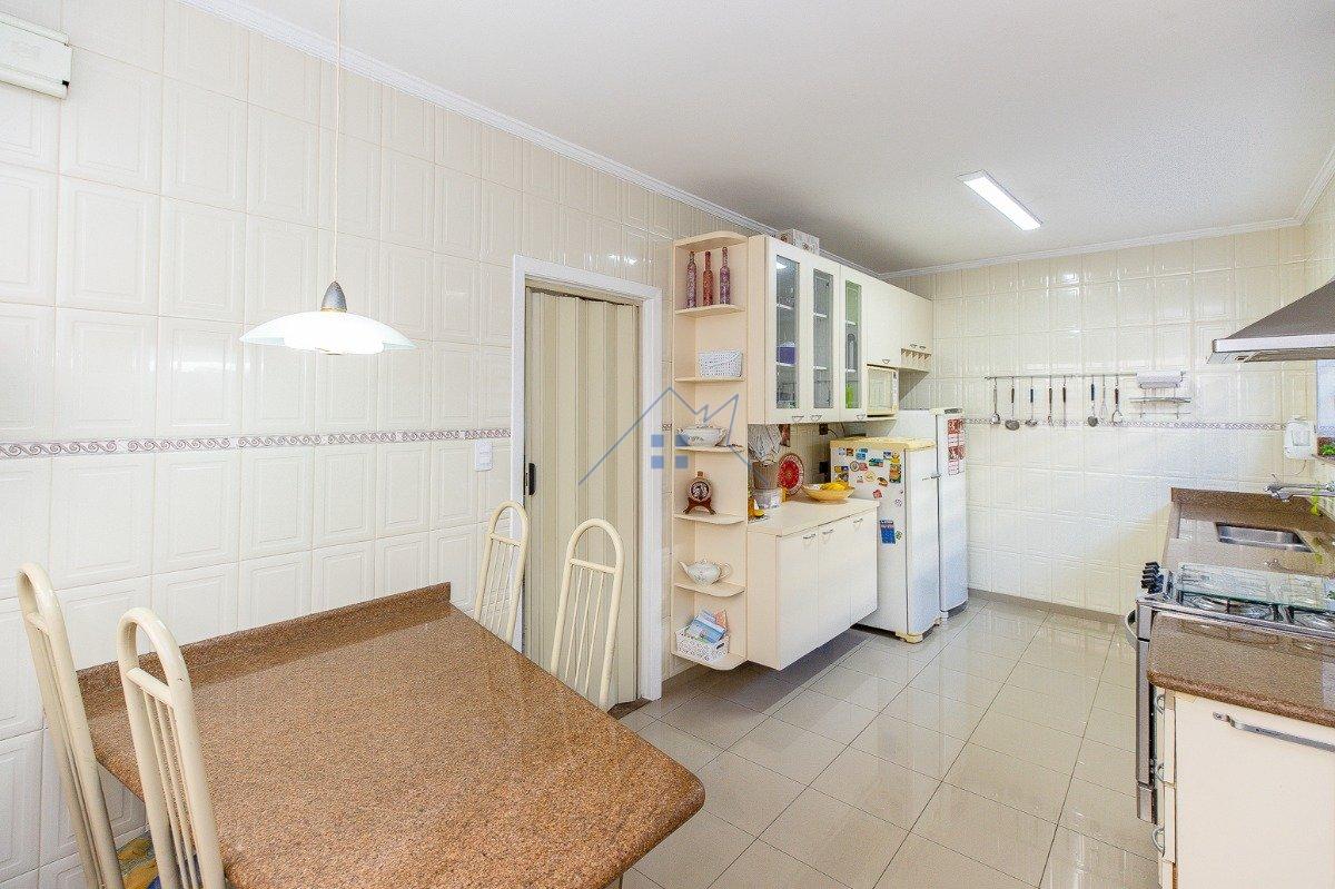 Casa em Indianópolis com 3 dorm 1 suíte 3 vagas Rua Escritor Abeguar Bastos São Paulo - 