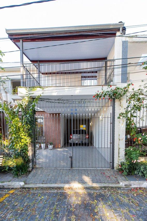 Casa em Indianópolis com 3 dorm 1 suíte 3 vagas Rua Escritor Abeguar Bastos São Paulo - 