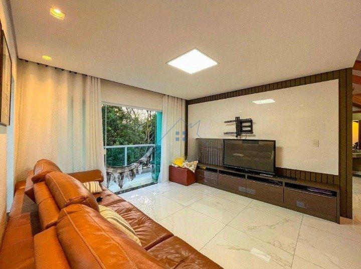 Linda Casa em Condomínio Fechado na Serra da Cantareira 300 m² 4 suítes 6 vagas Alameda dos Juritis Mairiporã - 