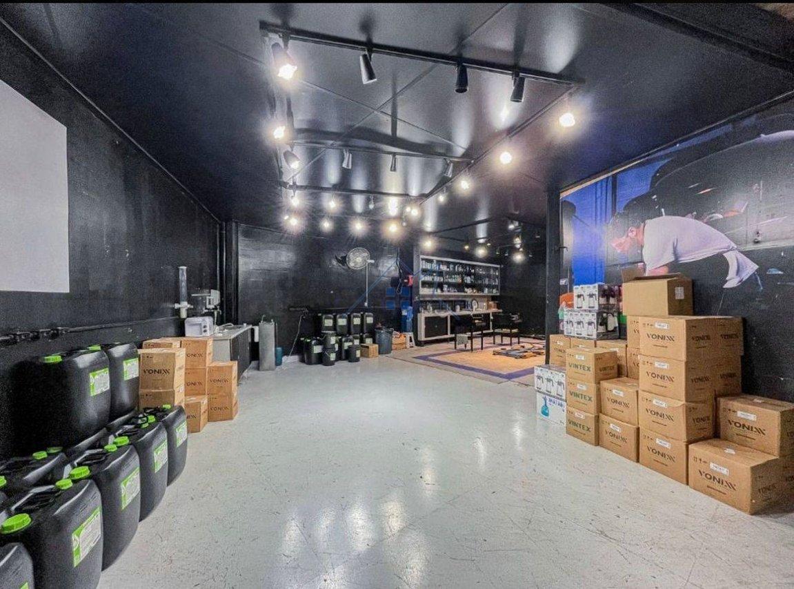Prédio Comercial no Ipiranga com renda Rua Bom Pastor São Paulo - 