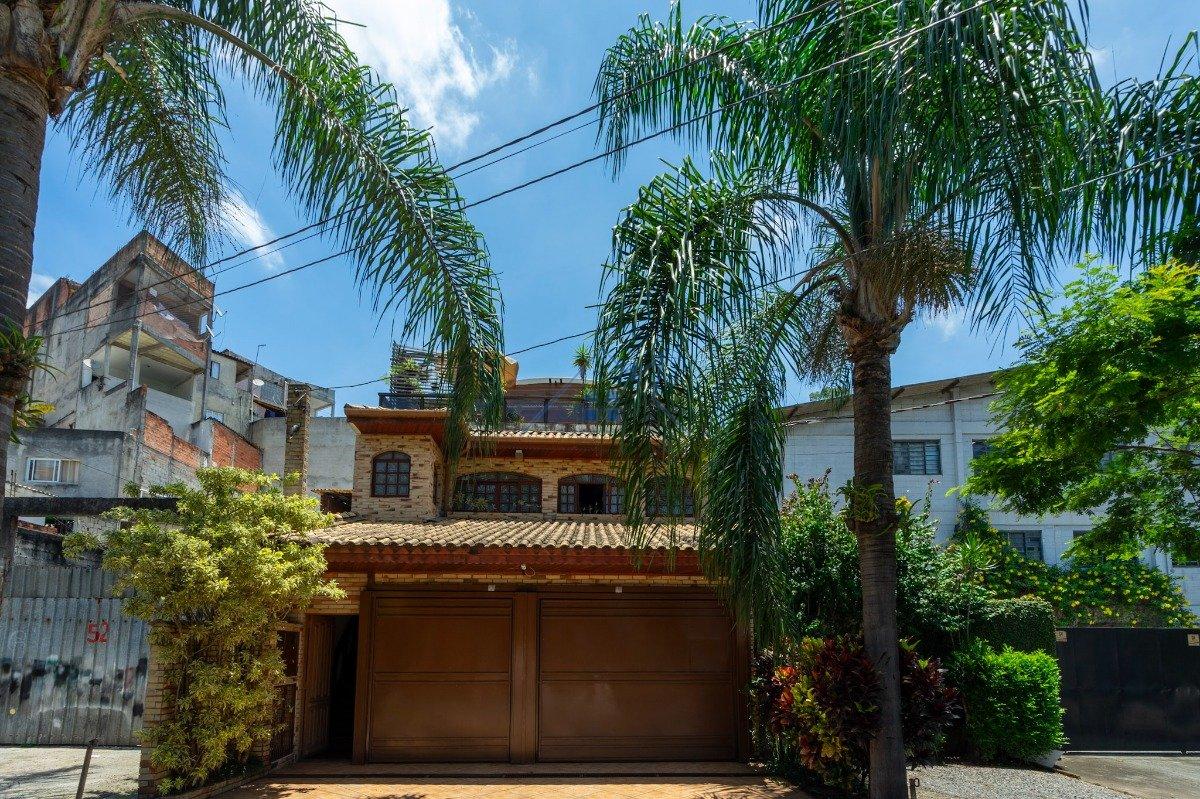 Casa no Jardim Ingá 4 dorm 3 suítes 4 vagas Rua Clara Aurora São Paulo - 