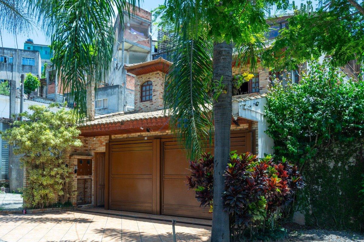 Casa no Jardim Ingá 4 dorm 3 suítes 4 vagas Rua Clara Aurora São Paulo - 