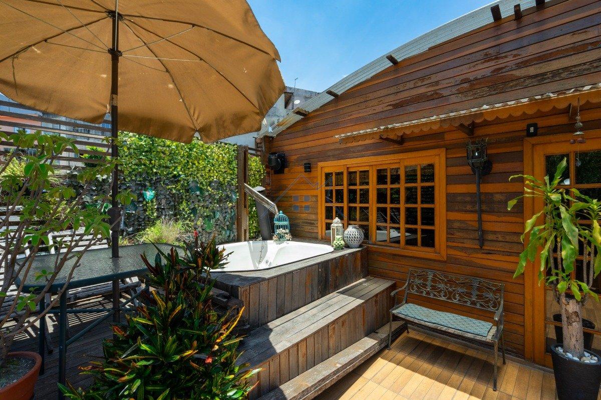 Casa no Jardim Ingá 4 dorm 3 suítes 4 vagas Rua Clara Aurora São Paulo - 