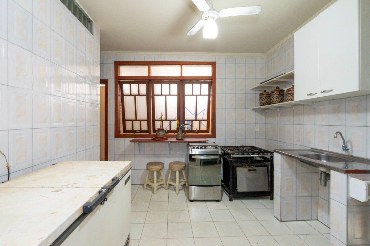 Casa no Jardim Ingá 4 dorm 3 suítes 4 vagas Rua Clara Aurora São Paulo - 
