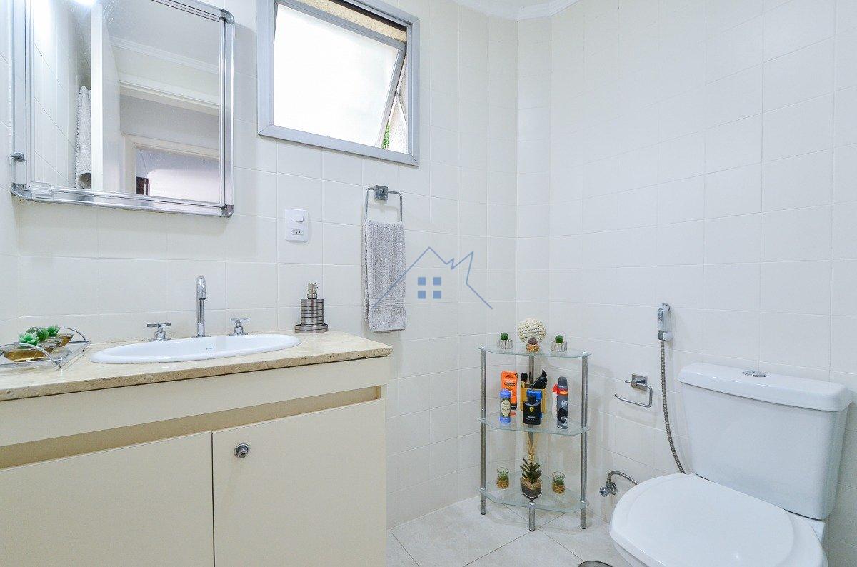Apartamento 1 dorm em Moema 1 vaga Rua Inhambú São Paulo - 