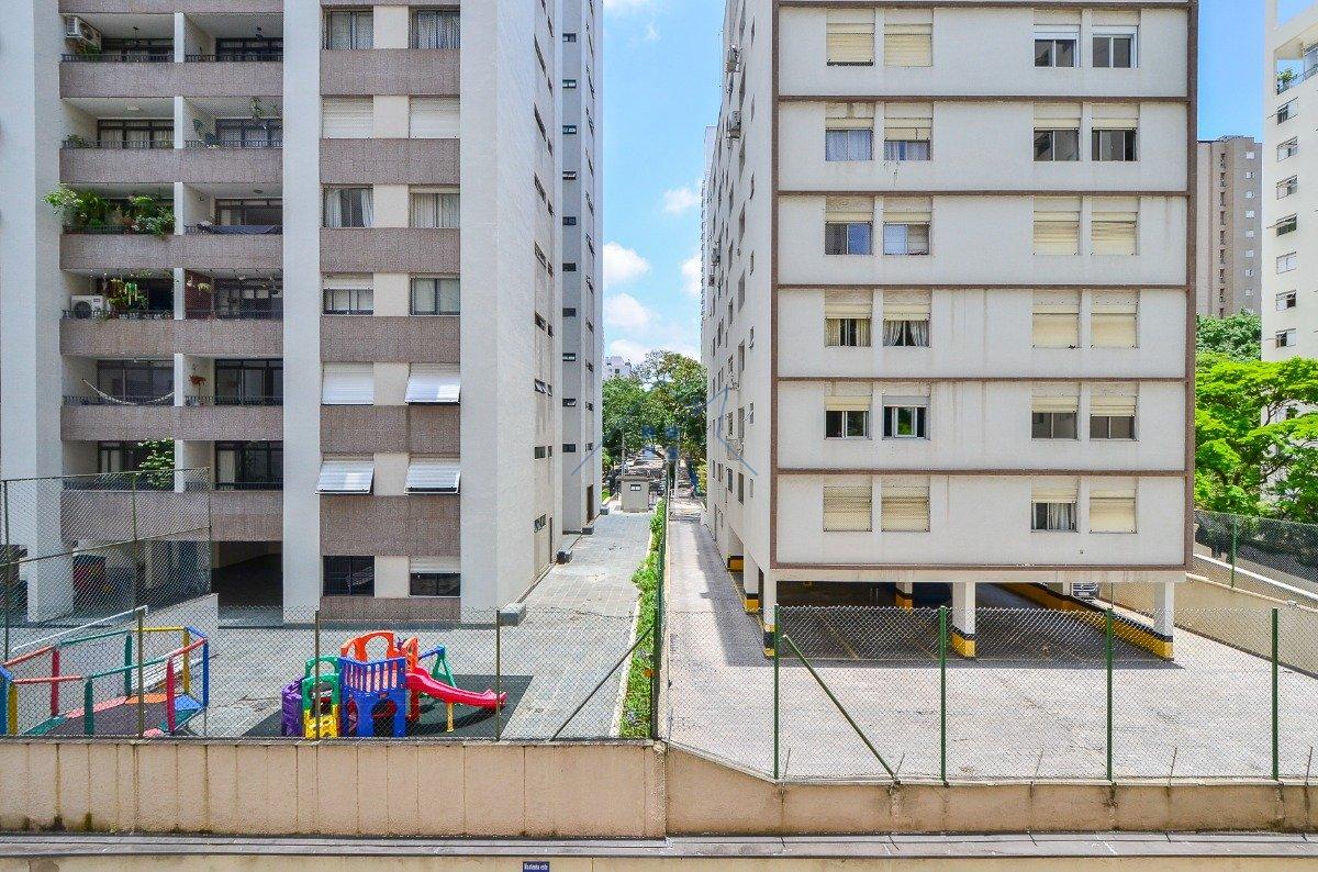 Apartamento 1 dorm em Moema 1 vaga Rua Inhambú São Paulo - 
