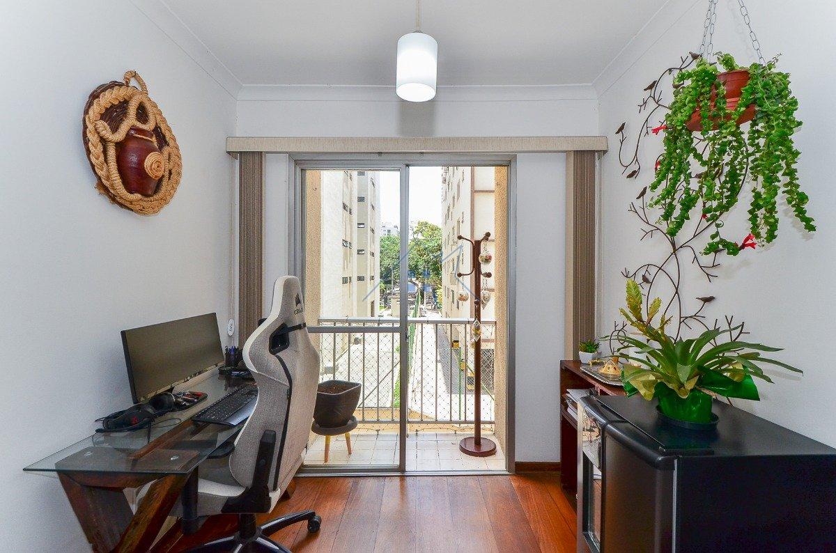 Apartamento 1 dorm em Moema 1 vaga Rua Inhambú São Paulo - 