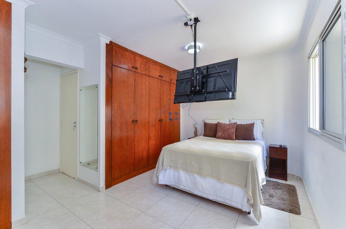Apartamento 1 dorm em Moema 1 vaga Rua Inhambú São Paulo - 