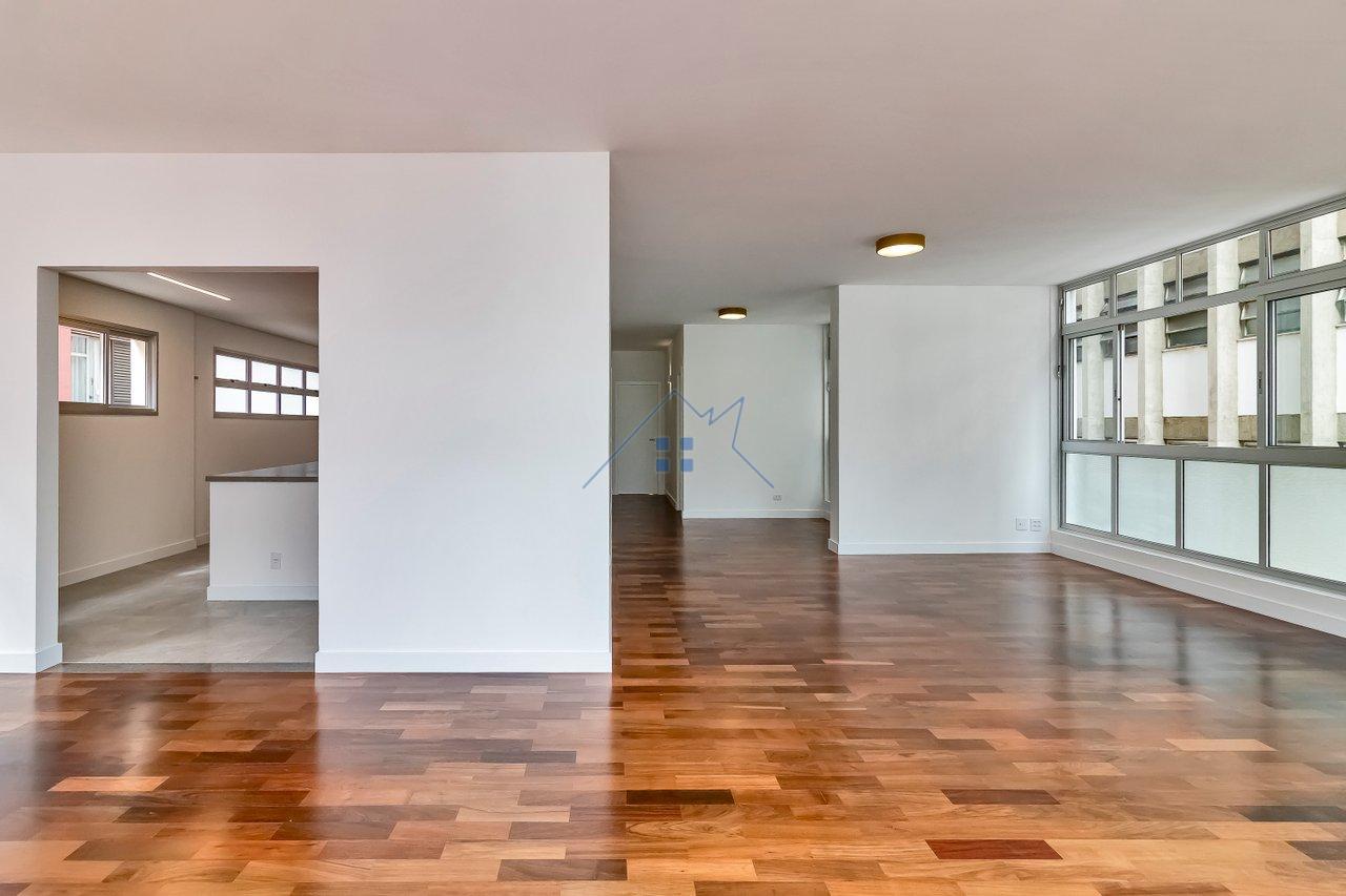 Apartamento no Paraíso com 03 suítes 2 vagas Rua Doutor Rafael de Barros São Paulo - 