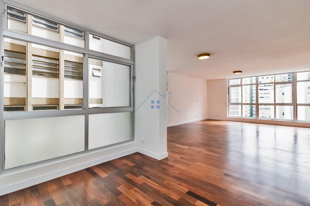 Apartamento no Paraíso com 03 suítes 2 vagas Rua Doutor Rafael de Barros São Paulo - 