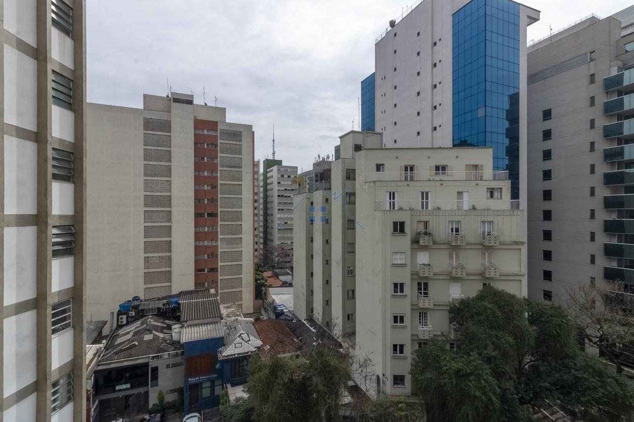 Apartamento no Paraíso com 03 suítes 2 vagas Rua Doutor Rafael de Barros São Paulo - 