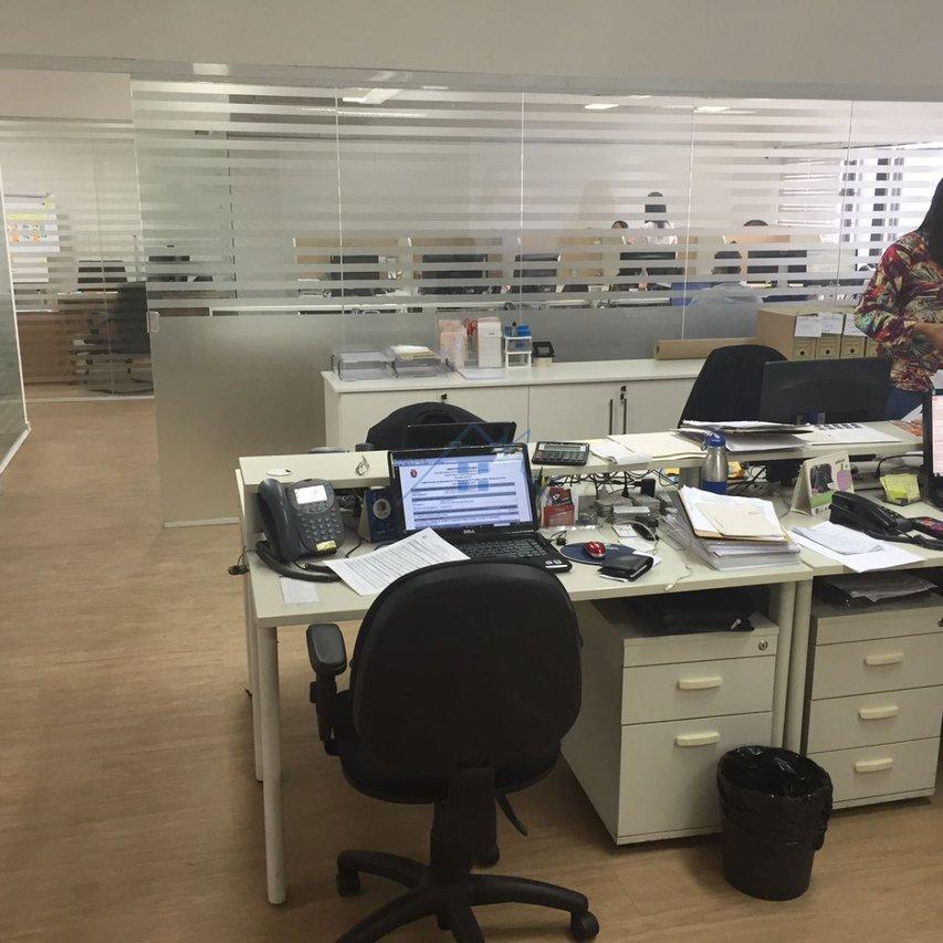 Conjunto Comercial na Vila Olímpia 189 m² 4 vagas Rua Funchal São Paulo - 