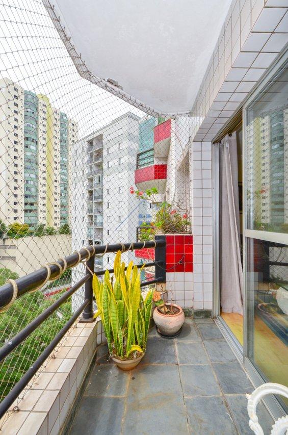 Apartamento na Vila Andrade 3 dorm 1 suíte 2 vagas 137 m² Rua José de Oliveira Coelho São Paulo - 