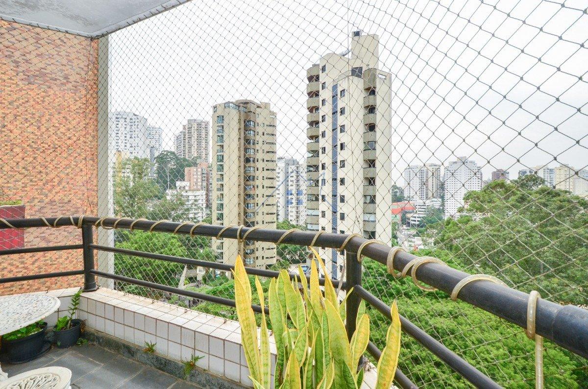 Apartamento na Vila Andrade 3 dorm 1 suíte 2 vagas 137 m² Rua José de Oliveira Coelho São Paulo - 