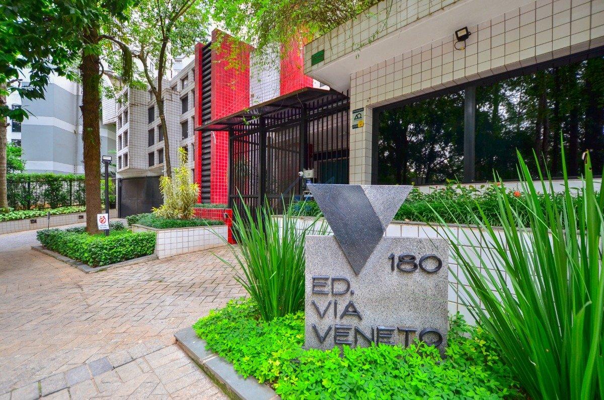 Apartamento na Vila Andrade 3 dorm 1 suíte 2 vagas 137 m² Rua José de Oliveira Coelho São Paulo - 