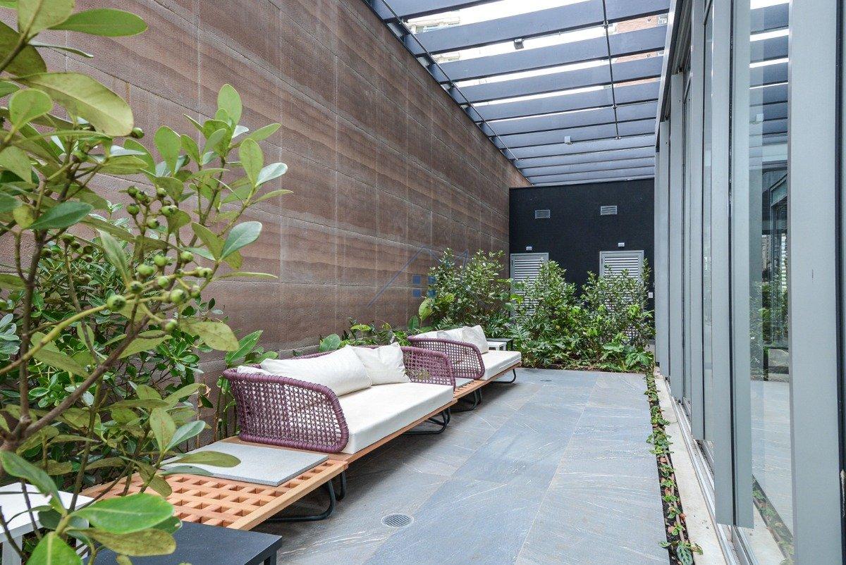 Apto Jardim das Acácias com 02 suítes 2 vagas 104m² Avenida Roque Petroni Júnior São Paulo - 