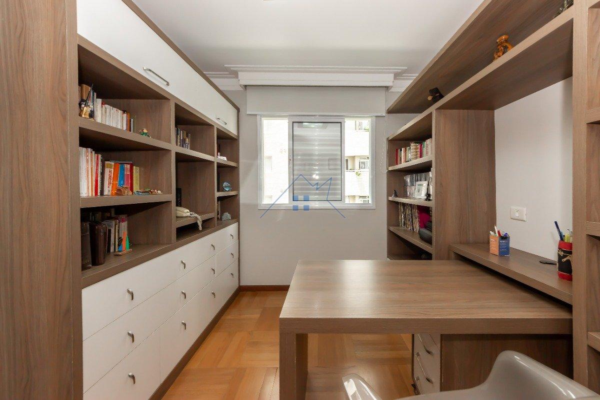 Apartamento no Tatuapé 4 suítes 3 vagas 169m² Rua Serra de Botucatu São Paulo - 