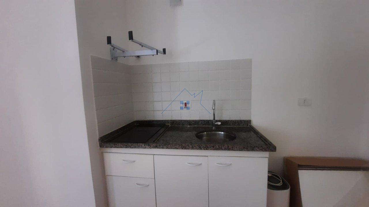 Kitnet na Aclimação 14m² Rua Bueno de Andrade São Paulo - 
