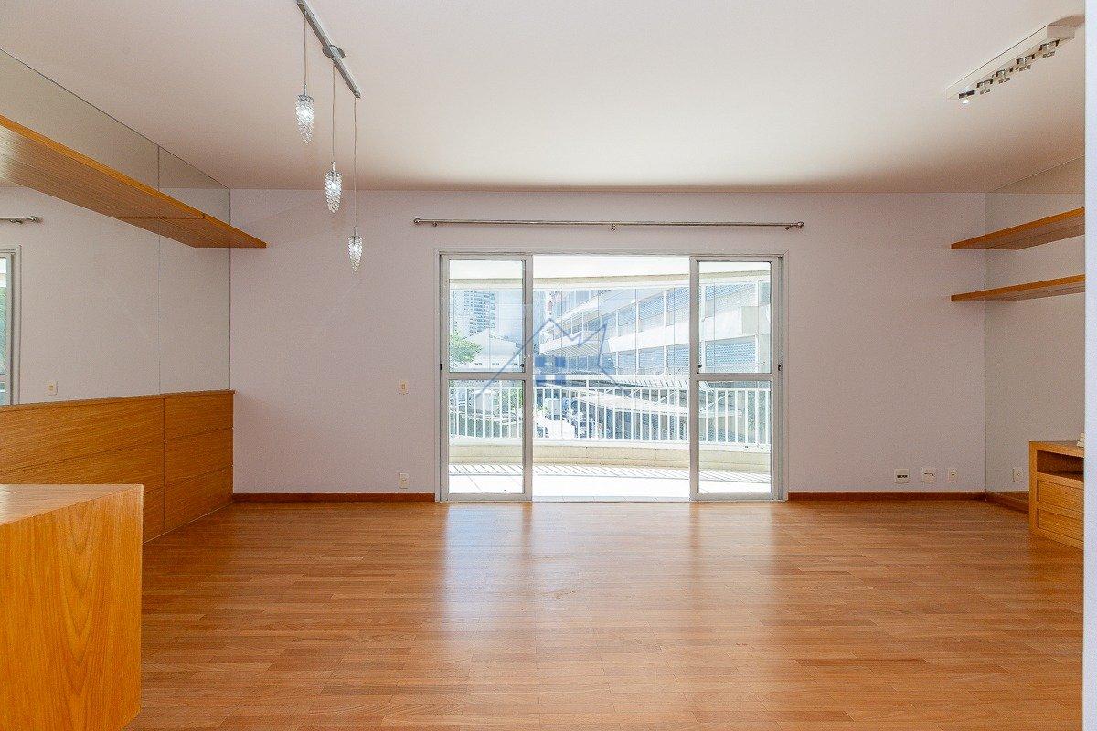 Apartamento na Vila Mariana 3 dorm 1 suíte 2 vagas 115m² Rua Itaprias São Paulo - 