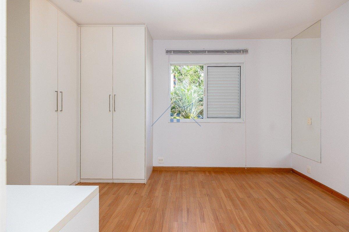 Apartamento na Vila Mariana 3 dorm 1 suíte 2 vagas 115m² Rua Itaprias São Paulo - 