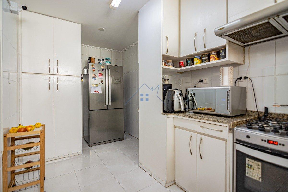 Apartamento no Jardim Paulista 3 dorm 1 suíte 2 vagas 120m² Alameda Joaquim Eugênio de Lima São Paulo - 