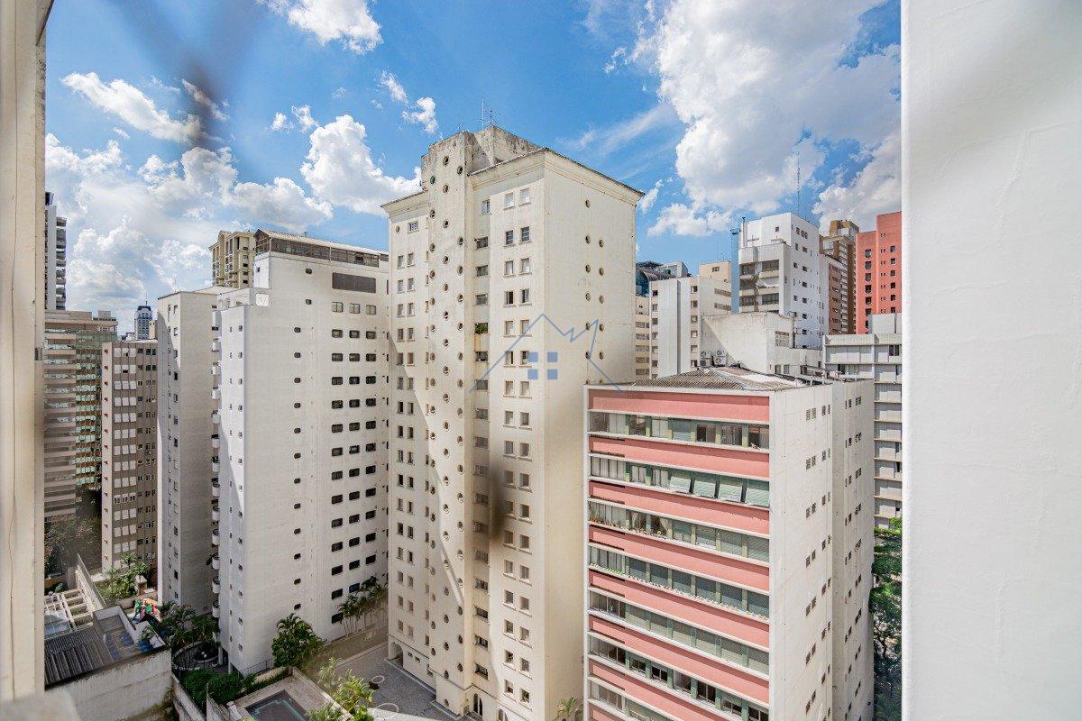 Apartamento no Jardim Paulista 3 dorm 1 suíte 2 vagas 120m² Alameda Joaquim Eugênio de Lima São Paulo - 