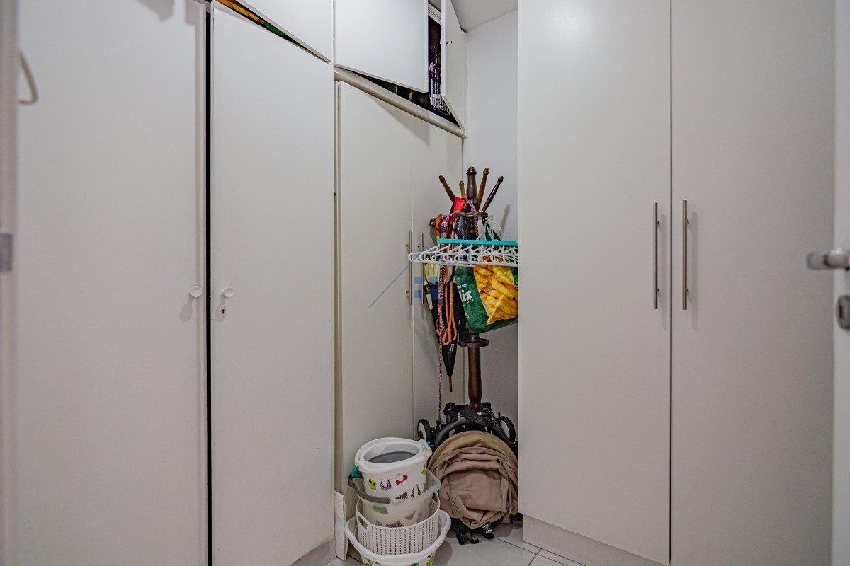 Apartamento no Jardim Paulista 3 dorm 1 suíte 2 vagas 120m² Alameda Joaquim Eugênio de Lima São Paulo - 