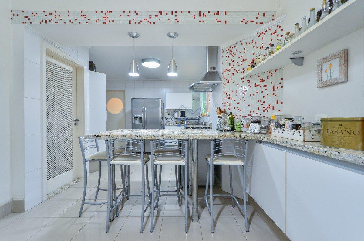 Casa no Jd Prudência 3 suítes 2 vagas 307m² Rua Luís de França Júnior São Paulo - 
