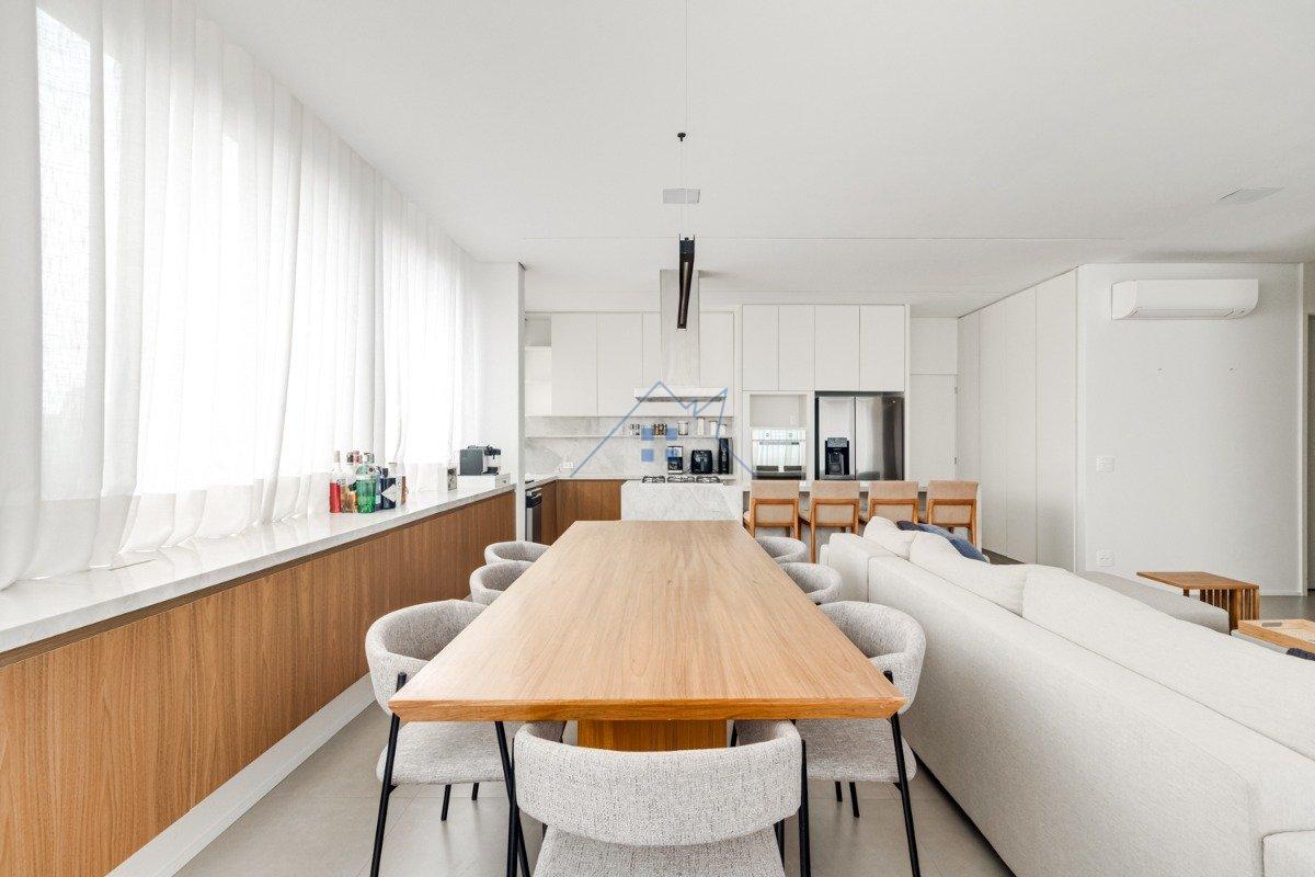 Apartamento no Brooklin Paulista com 3 suítes e 2 vagas 157m² Rua Princesa Isabel São Paulo - 