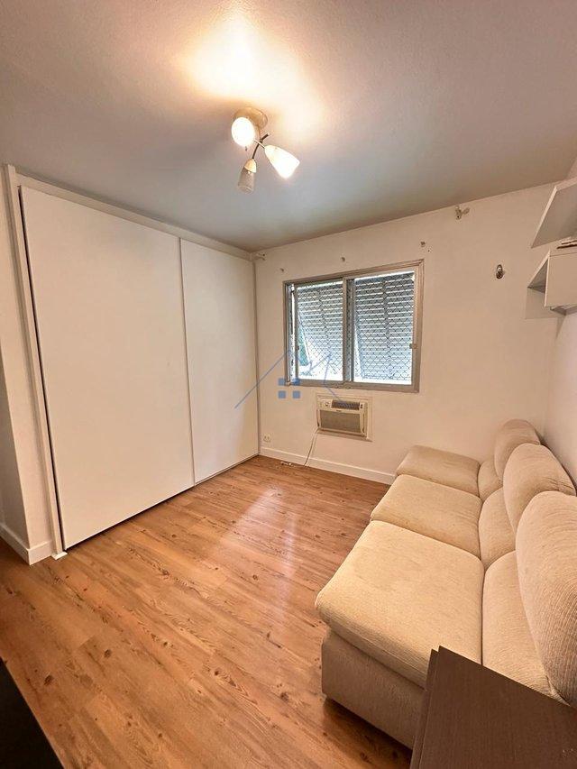 Apartamento em Moema 144m² 3 dorm 1 suíte 2 vagas Rua Inhambú São Paulo - 