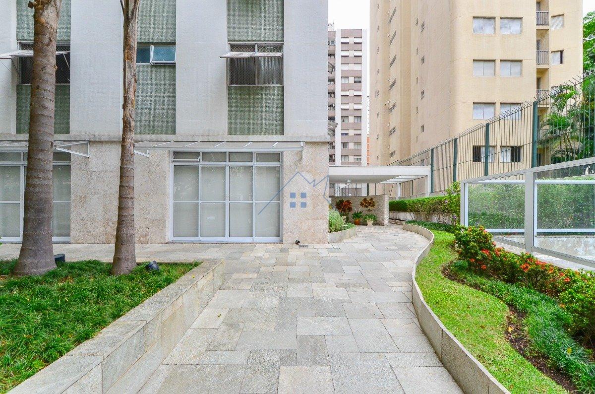 Apartamento em Moema 144m² 3 dorm 1 suíte 2 vagas Rua Inhambú São Paulo - 