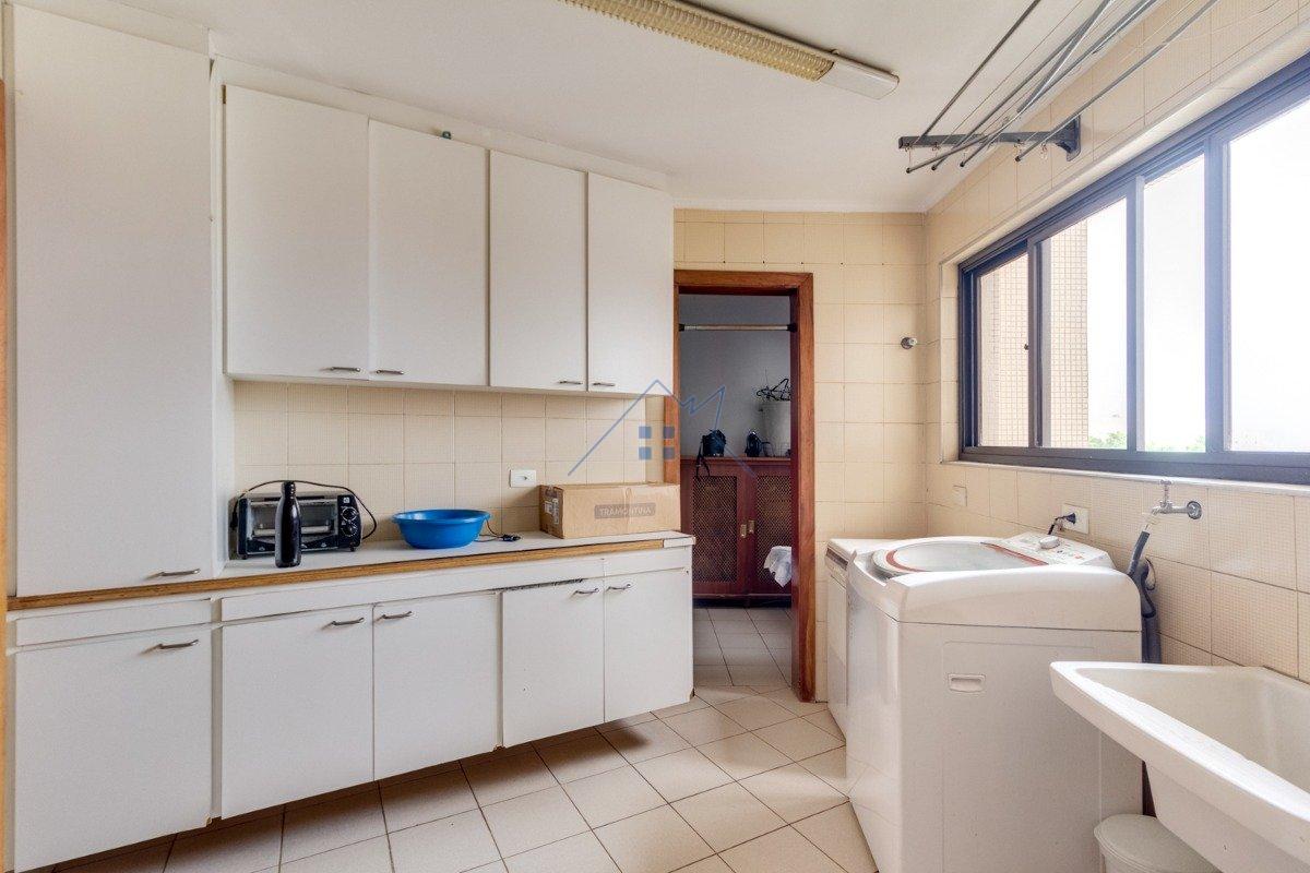 Apartamento na Vila Santo Estéfano 196m² 3 dorm 1 suíte 4 vagas Rua Loreto São Paulo - 