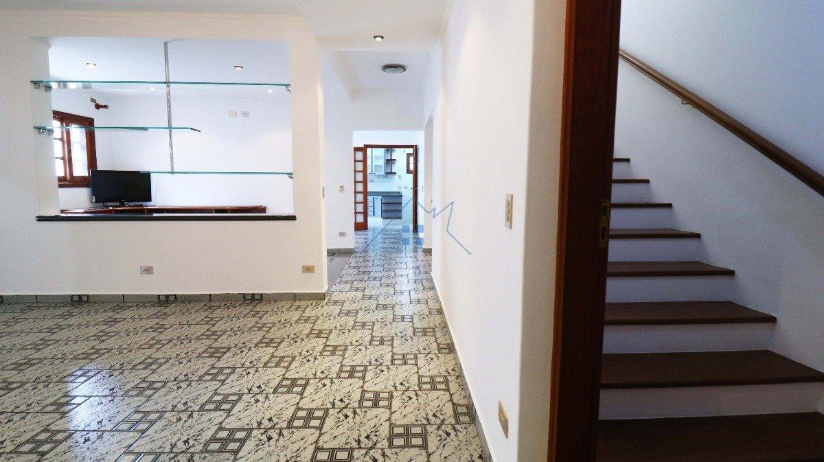 Casa nos Remédios com 251 m² 3 suítes e 3 vagas Rua Humberto Casari Osasco - 